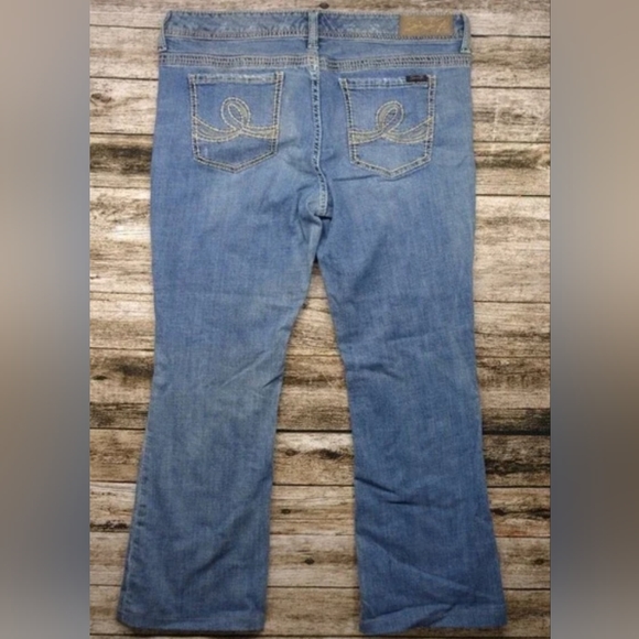Seven 7 cropped flare distressed size 14 - Picture 5 of 7